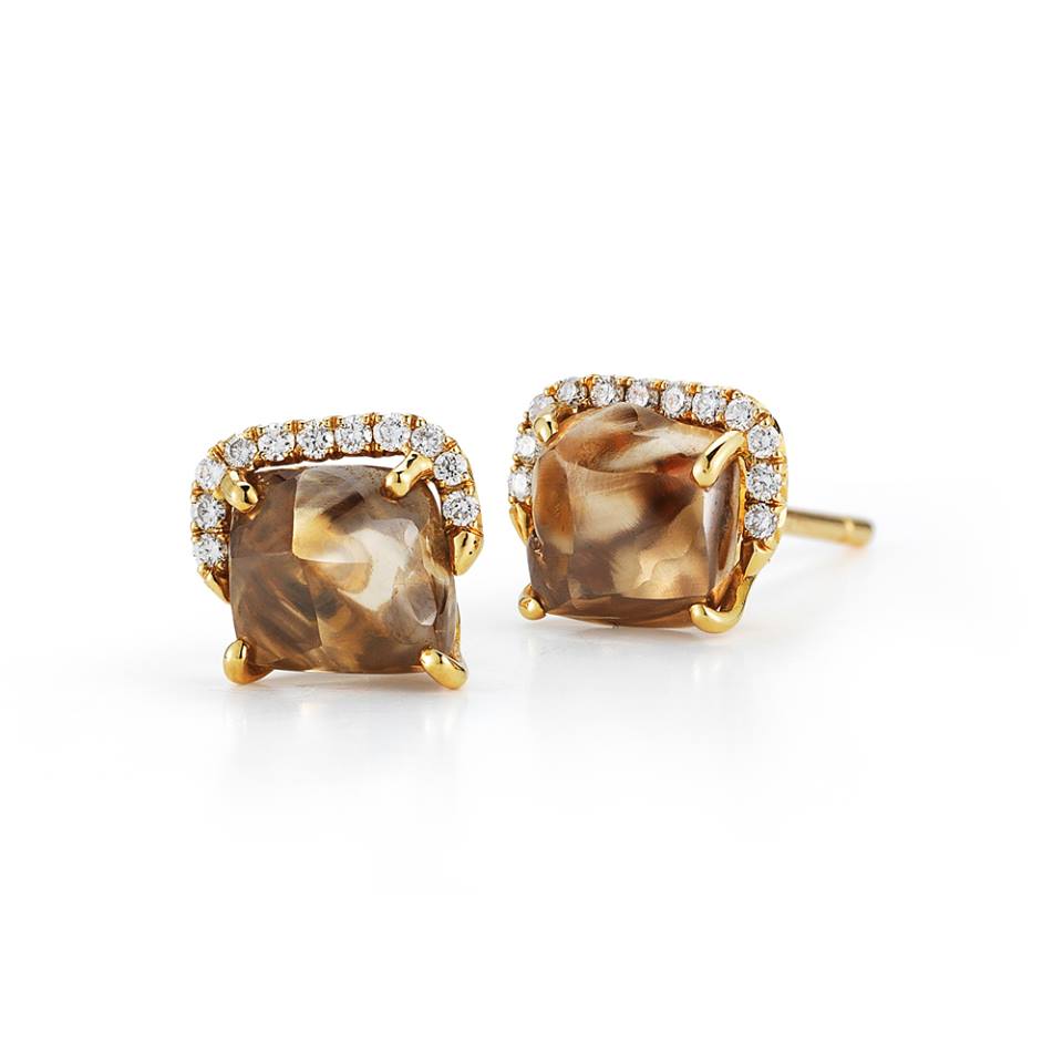 Stud Bubble Earring features