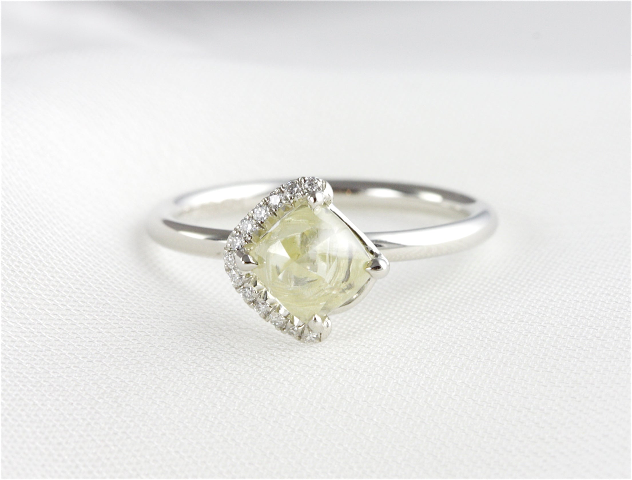 Custom Champagne Bubbles Solitaire Ring